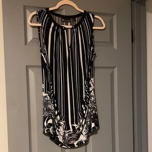 7th Avenue Design Studio New York and Company Sleeveless Blouse workwear office